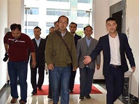 日业电气欢迎新疆吐鲁番市考察团一行莅临考察